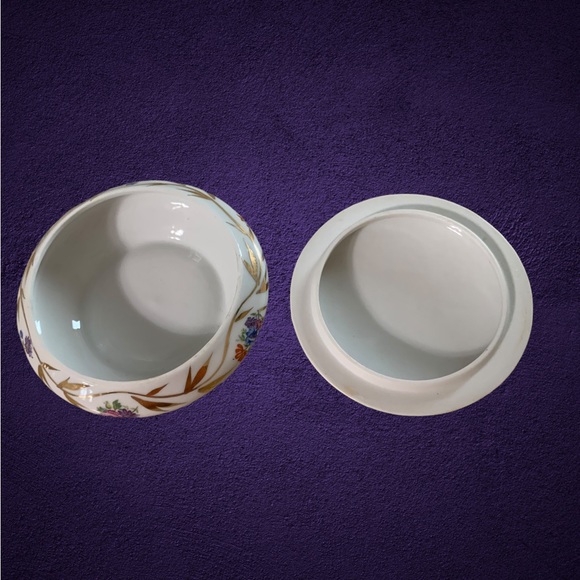 Limoges Large Rose Floral Bouquet Sphere Round Trinket Keepsake Jewelry Box - Picture 6 of 12